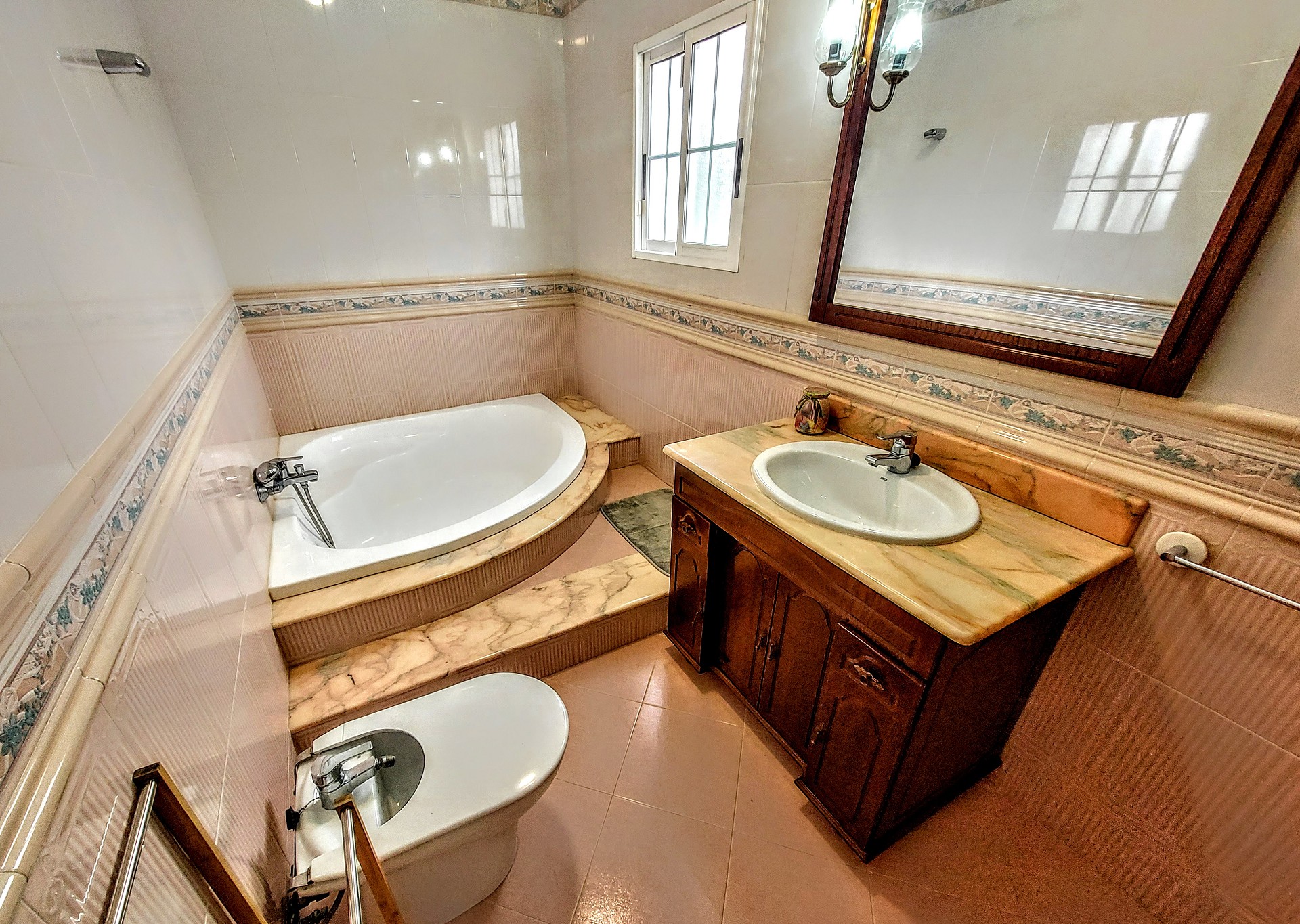 5 slaapkamer villa in Alberic