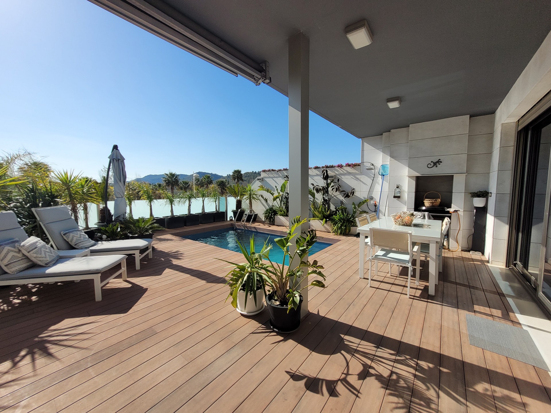 Villa mit 4 Schlafzimmern auf Montserrat