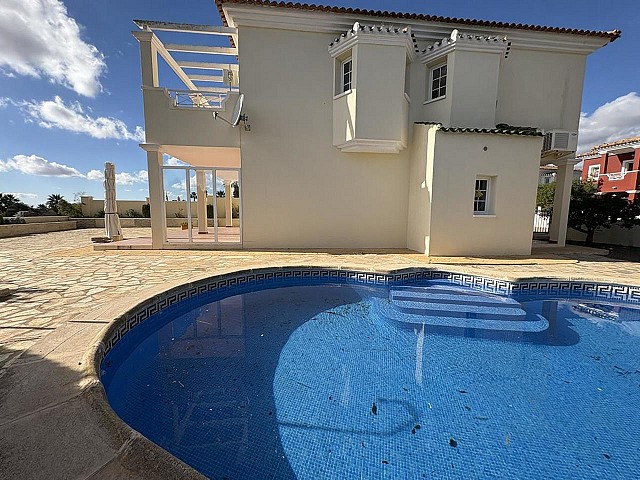 3 Bedroom Villa in Altaona Golf