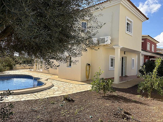 3 Bedroom Villa in Altaona Golf
