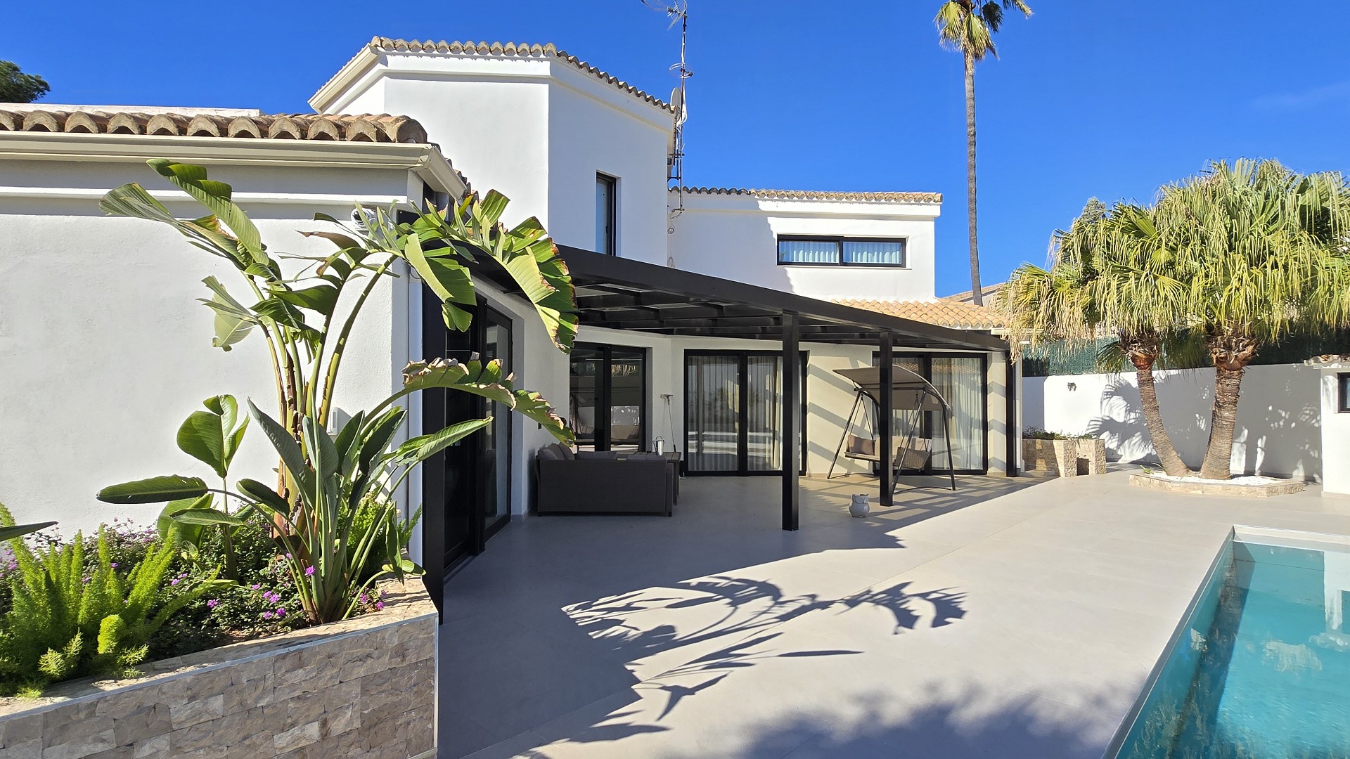 Villa mit 4 Schlafzimmern in La Eliana