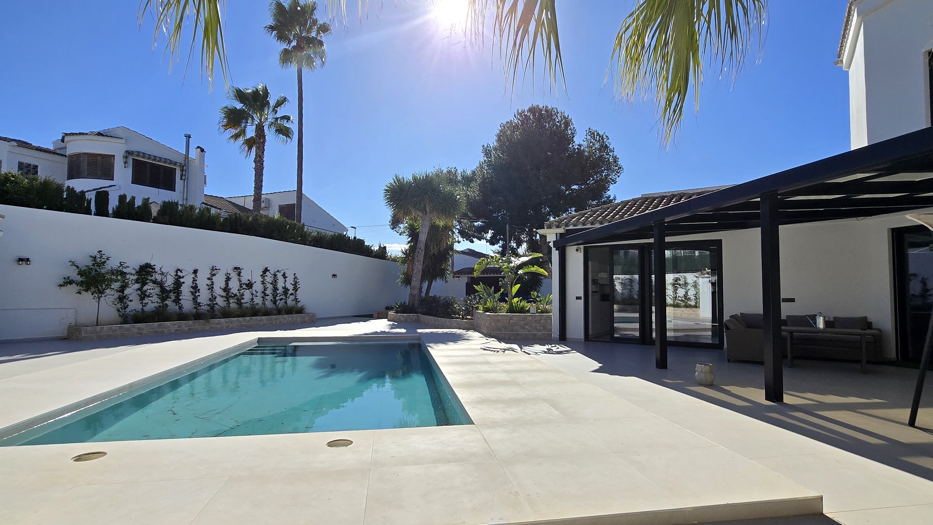 Villa mit 4 Schlafzimmern in La Eliana