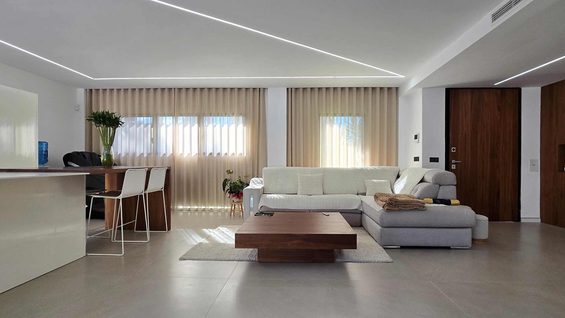 Villa mit 4 Schlafzimmern in La Eliana