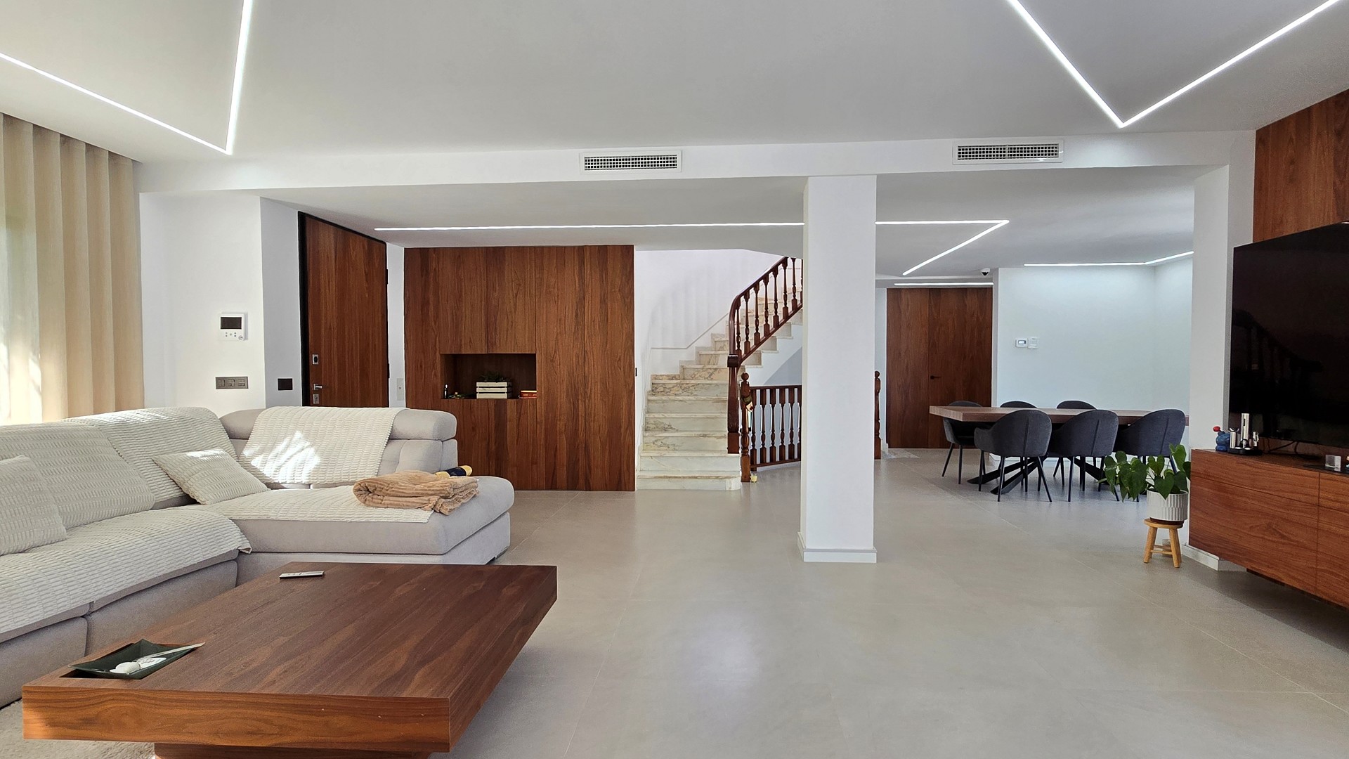 Villa mit 4 Schlafzimmern in La Eliana