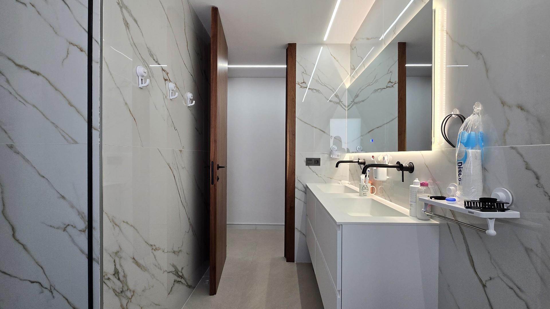 Villa mit 4 Schlafzimmern in La Eliana