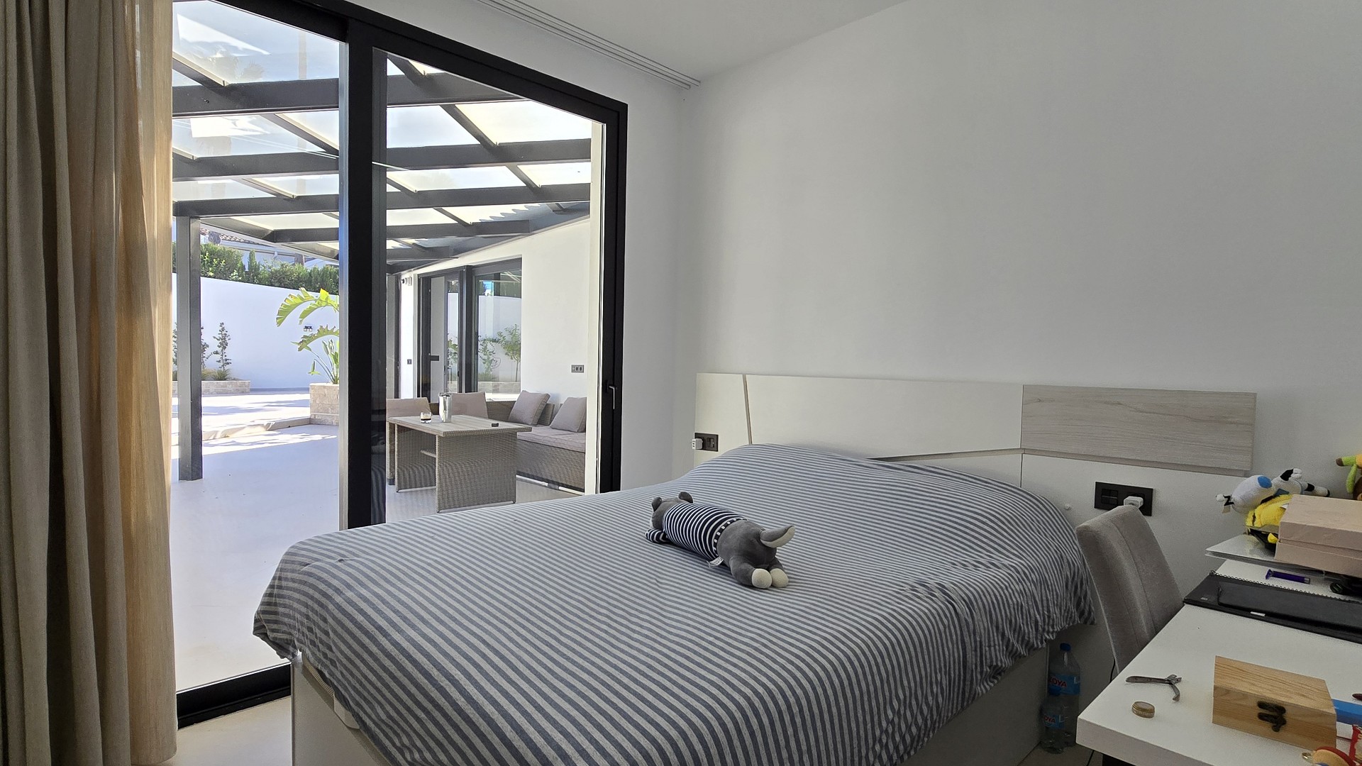 Villa mit 4 Schlafzimmern in La Eliana