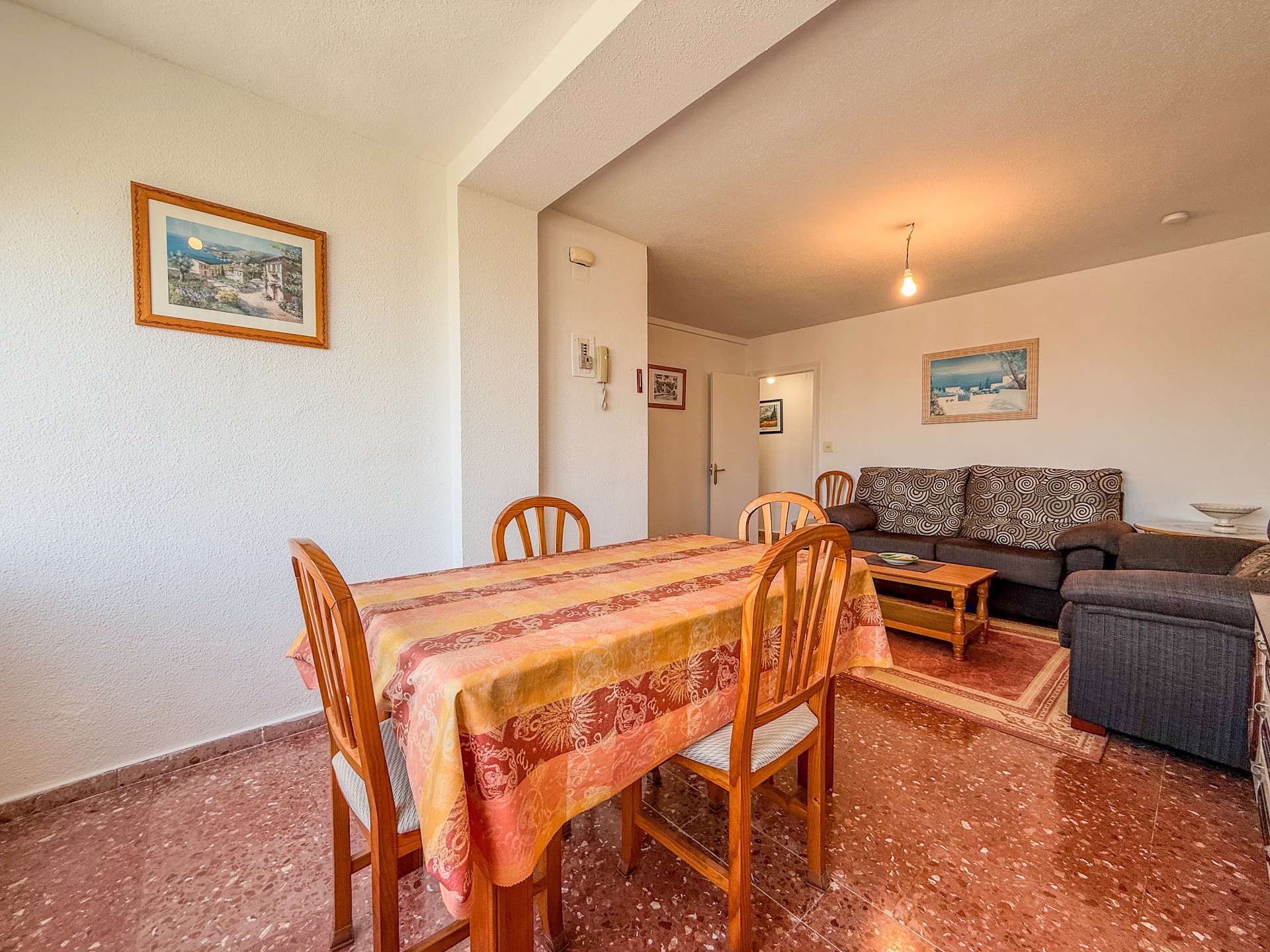 Apartamento de 2 dormitorios en Denia