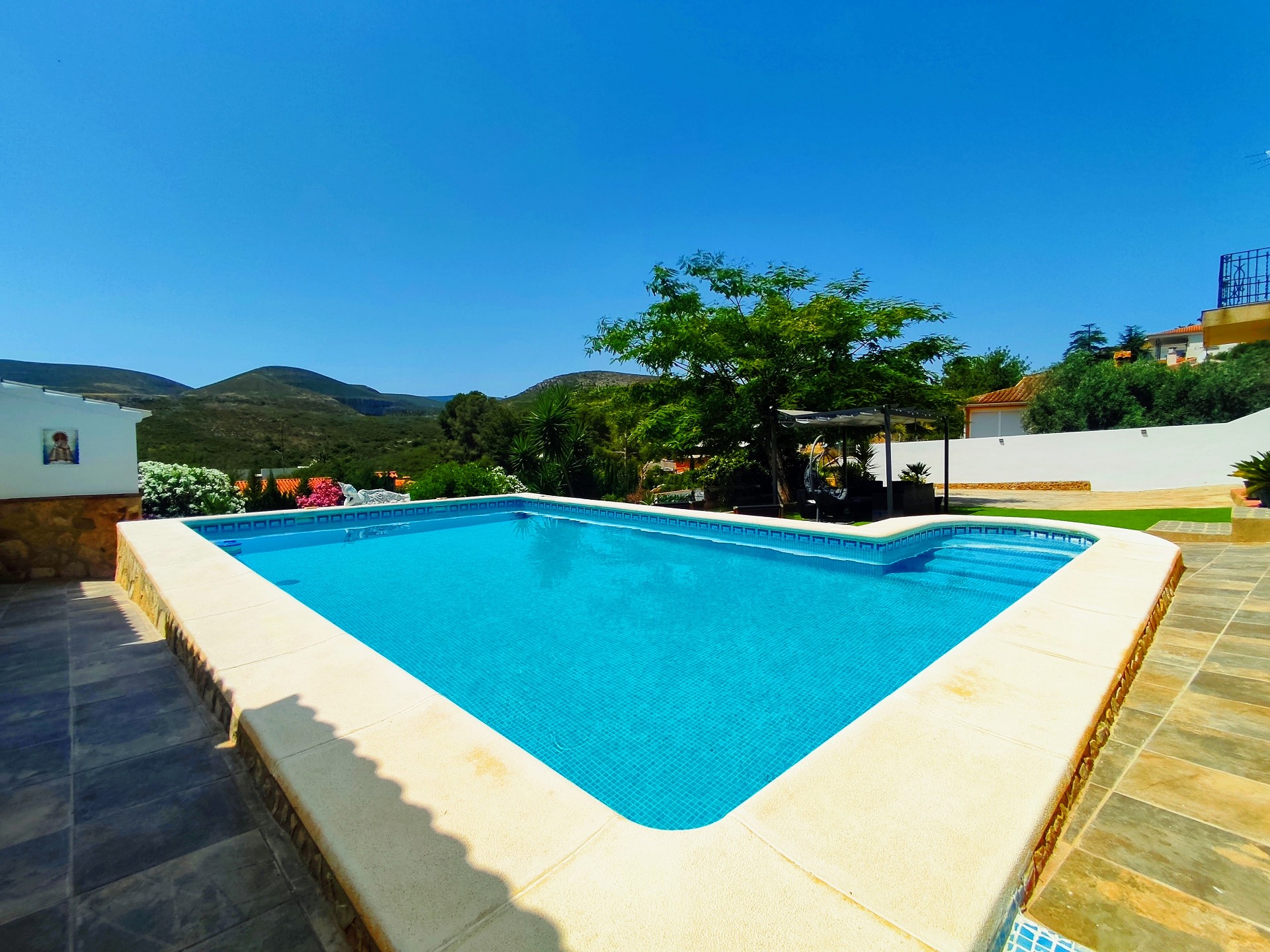 6 Bedroom Villa in Turis