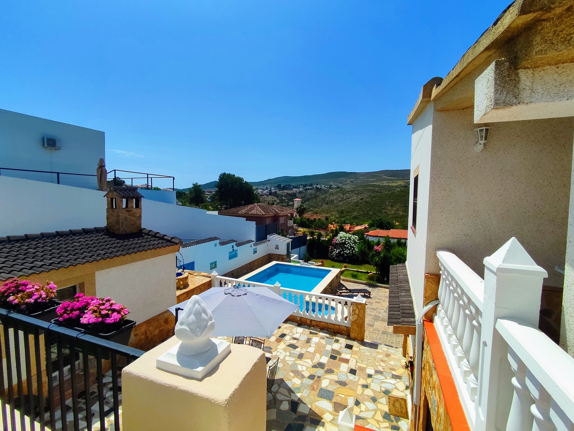 6 Bedroom Villa in Turis