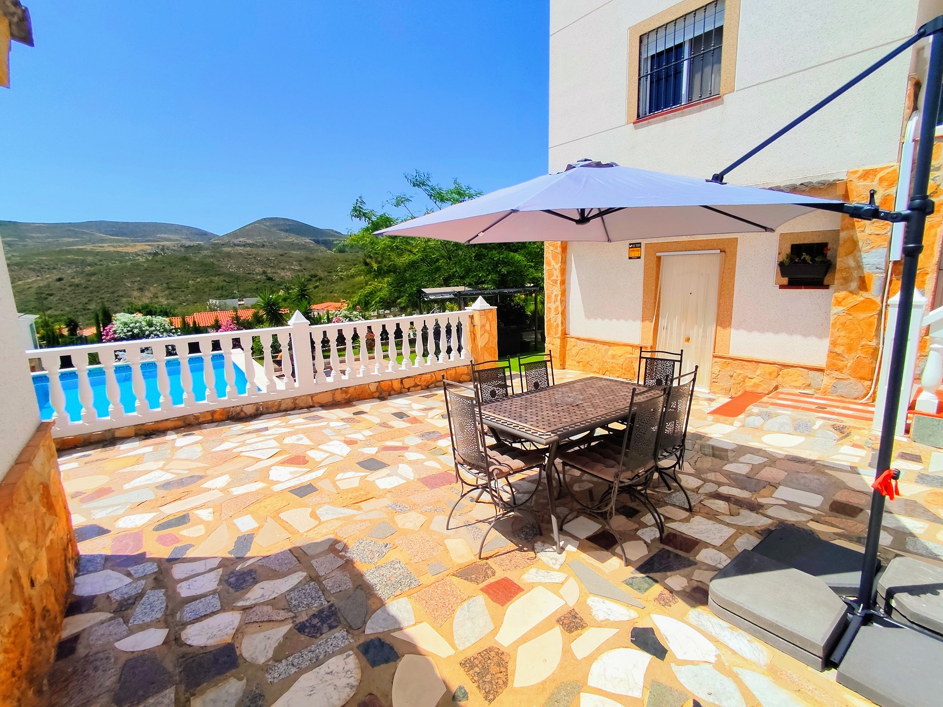 6 Bedroom Villa in Turis