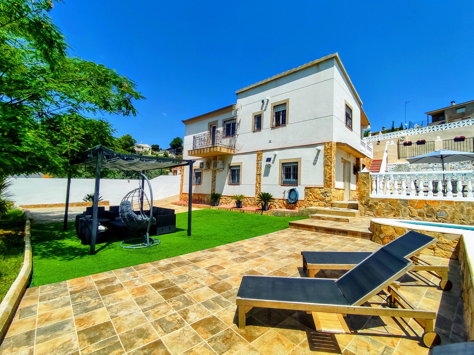 6 Bedroom Villa in Turis