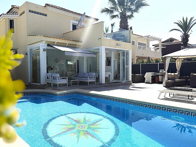 Villa de 3 dormitorios en Altaona Golf