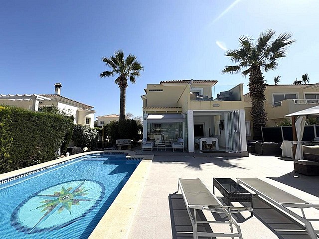 Villa de 3 dormitorios en Altaona Golf