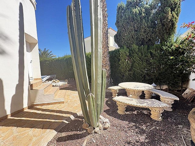 2 Bedroom Villa in Altaona Golf