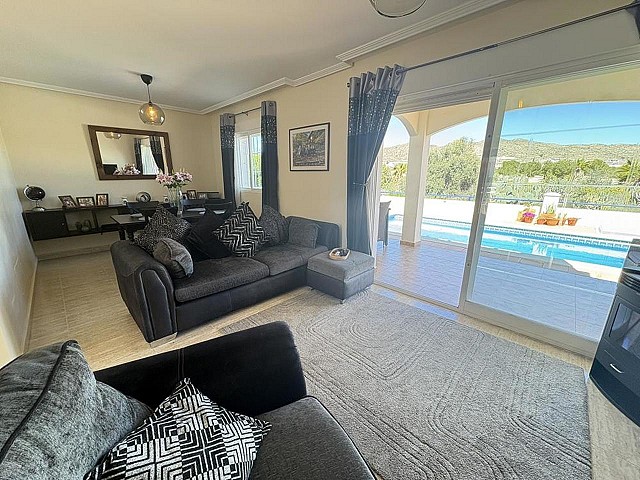 2 Bedroom Villa in Altaona Golf