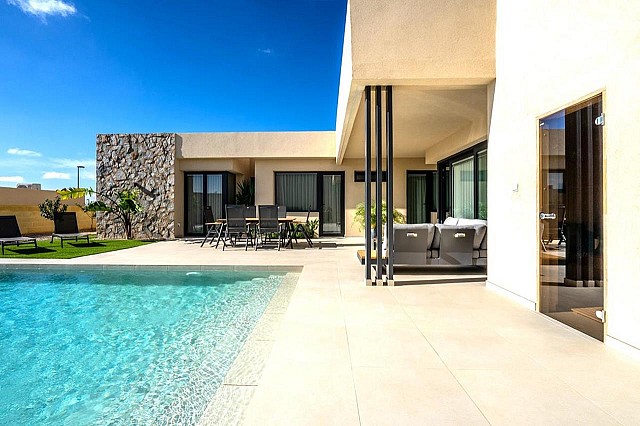 Villa mit 3 Schlafzimmern in Altaona Golf