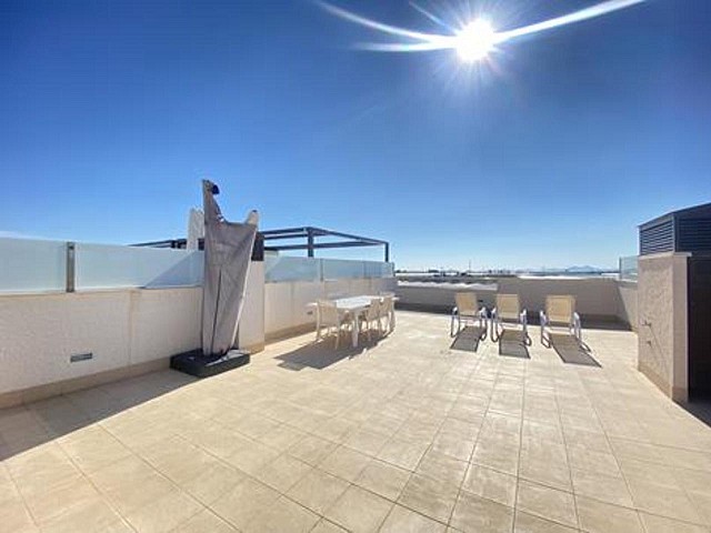 Apartamento de 2 dormitorios en Los Alcazares