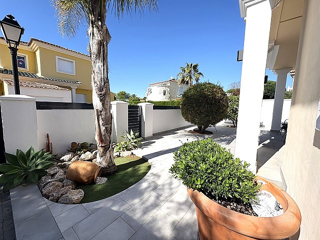 Villa mit 2 Schlafzimmern in Altaona Golf