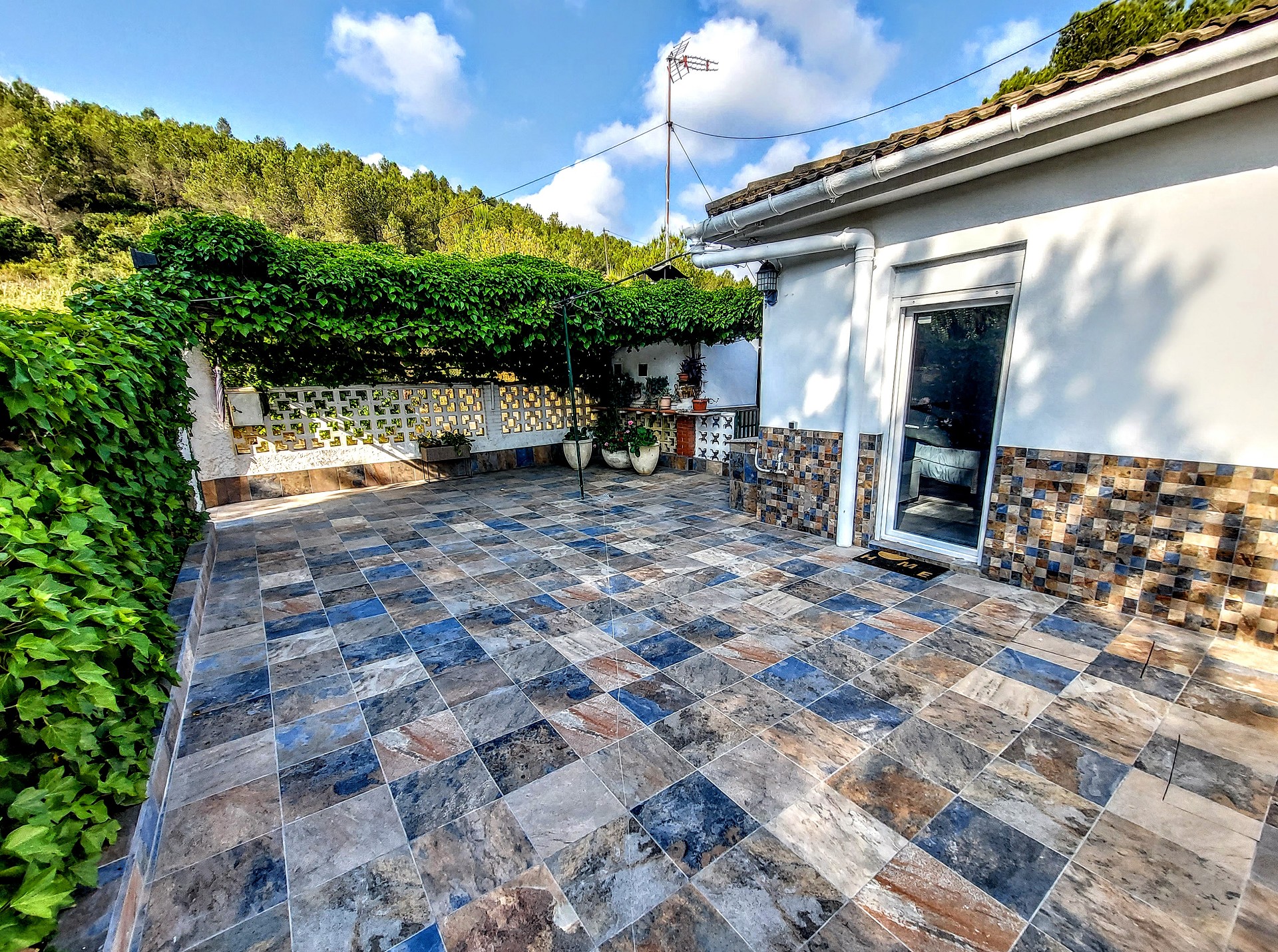 Villa mit 4 Schlafzimmern in Bunol