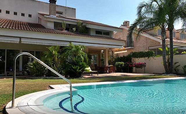 Willa z 4 sypialniami w Murcji