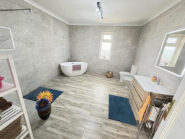 Villa de 4 dormitorios en Gea y Truyols