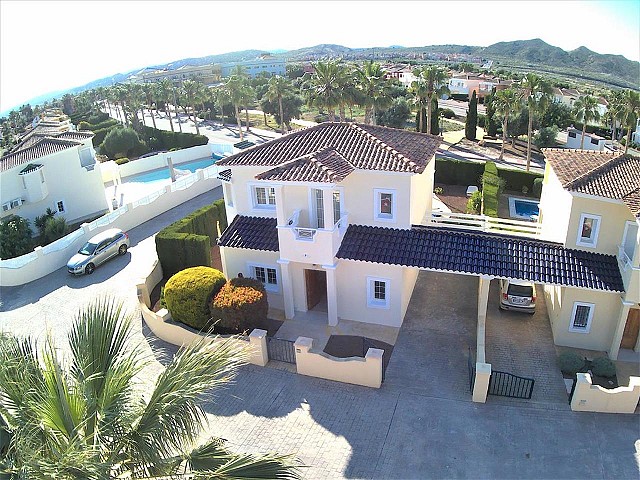 Villa mit 2 Schlafzimmern in Altaona Golf