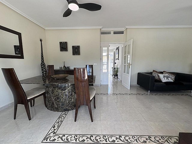 Villa mit 2 Schlafzimmern in Altaona Golf