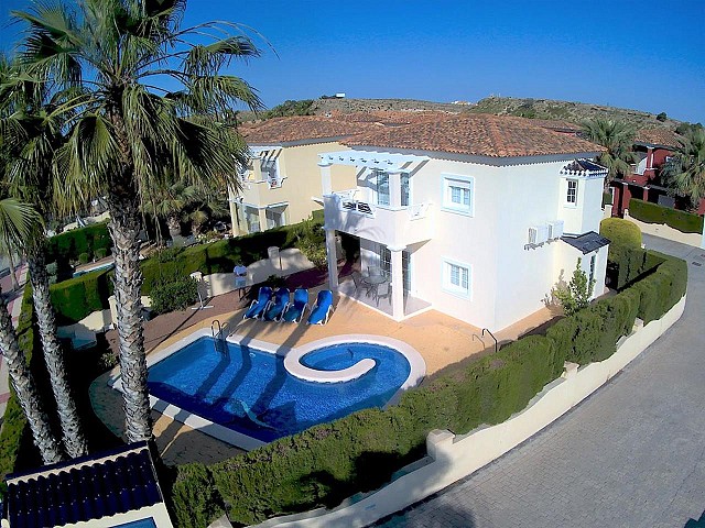 Villa mit 2 Schlafzimmern in Altaona Golf