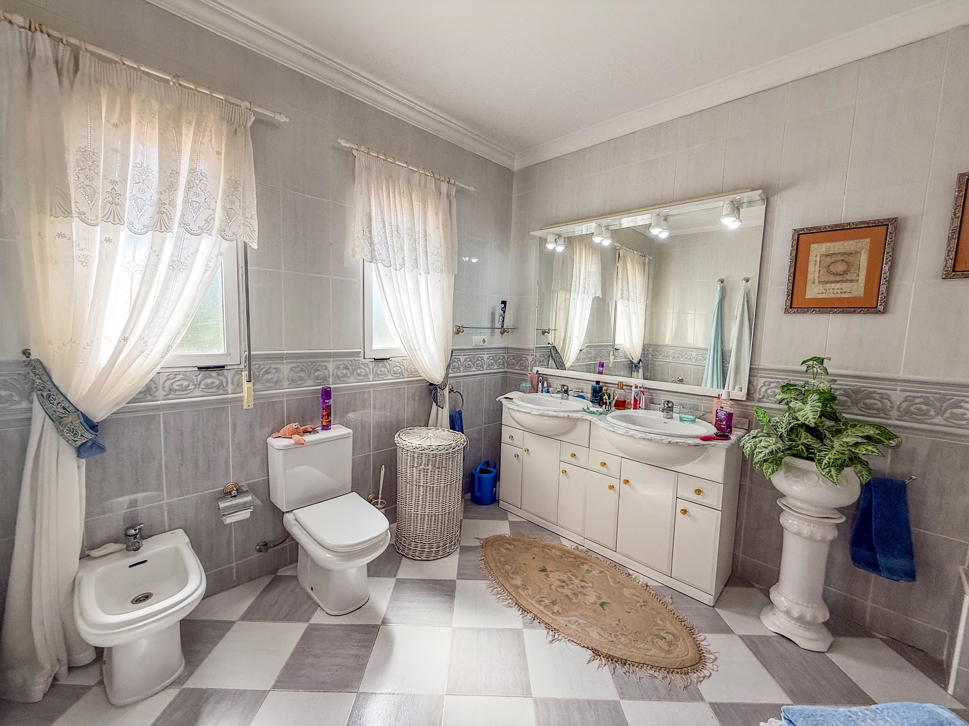 Willa z 3 sypialniami w Orbie