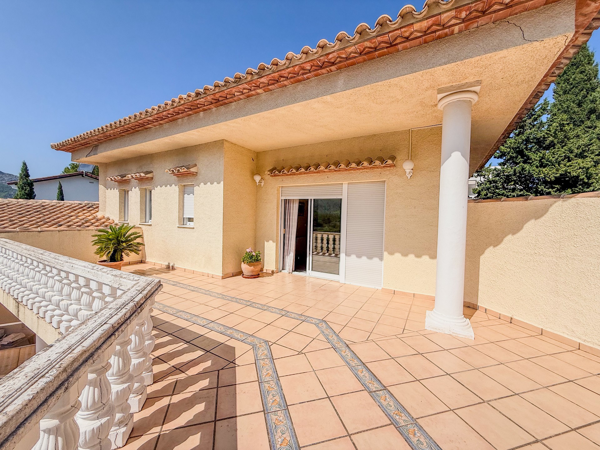 Willa z 3 sypialniami w Orbie