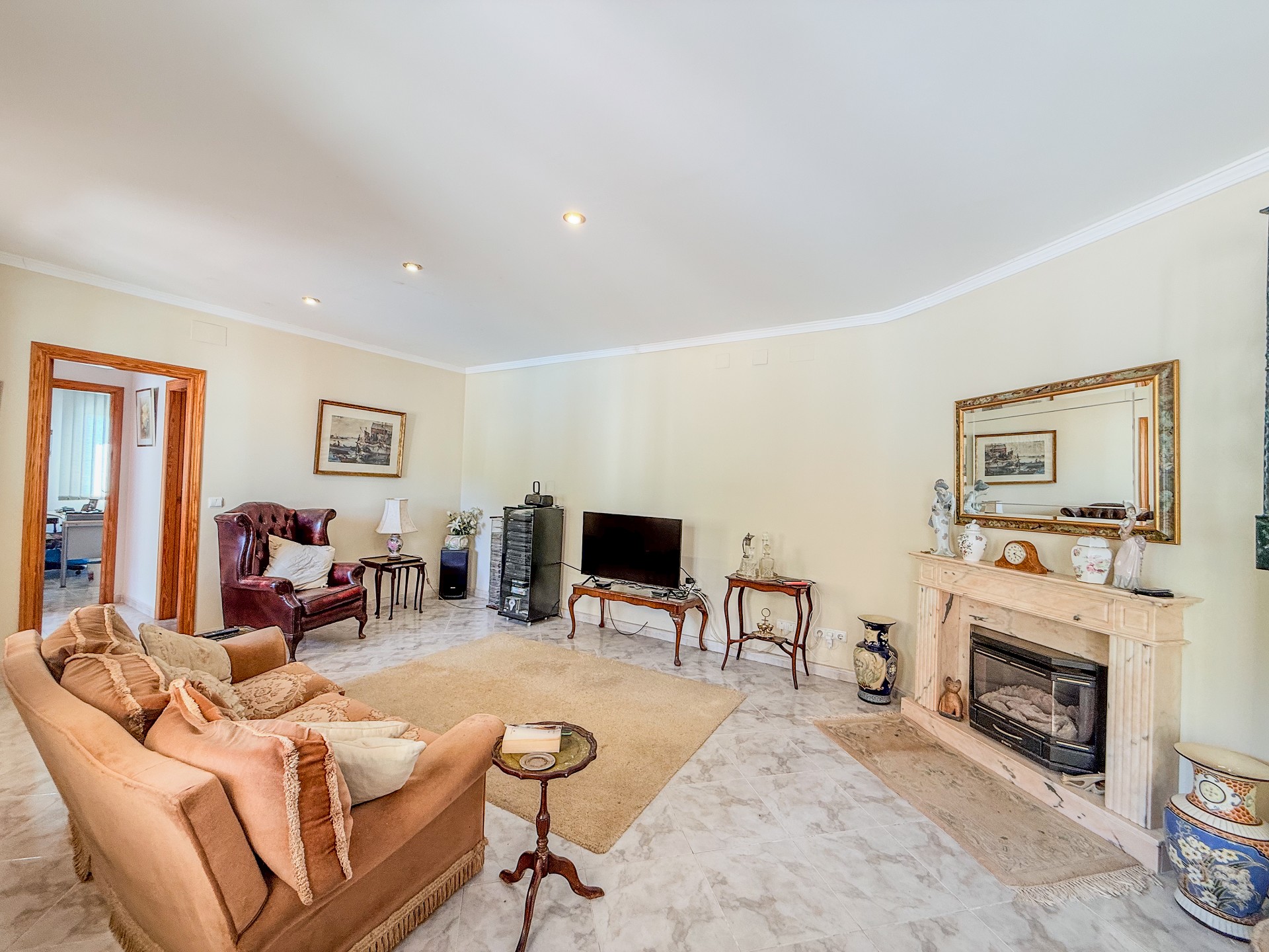 Willa z 3 sypialniami w Orbie