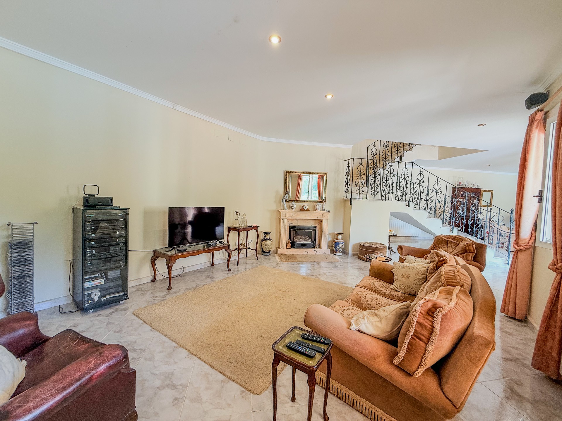 Willa z 3 sypialniami w Orbie