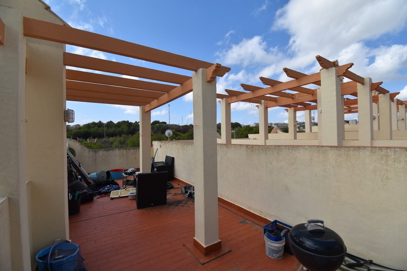 Stadthaus mit 2 Schlafzimmern in Villamartin