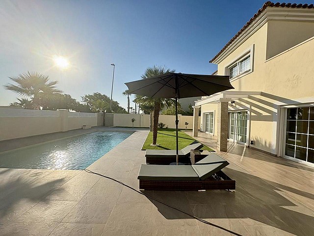 Willa z 4 sypialniami w Altaona Golf