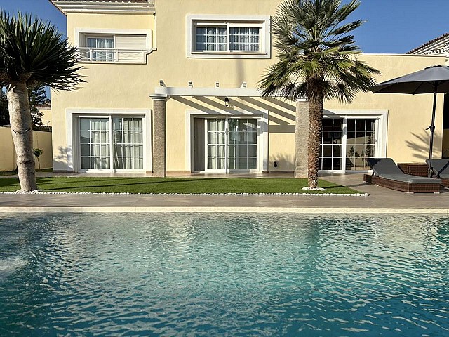 Willa z 4 sypialniami w Altaona Golf