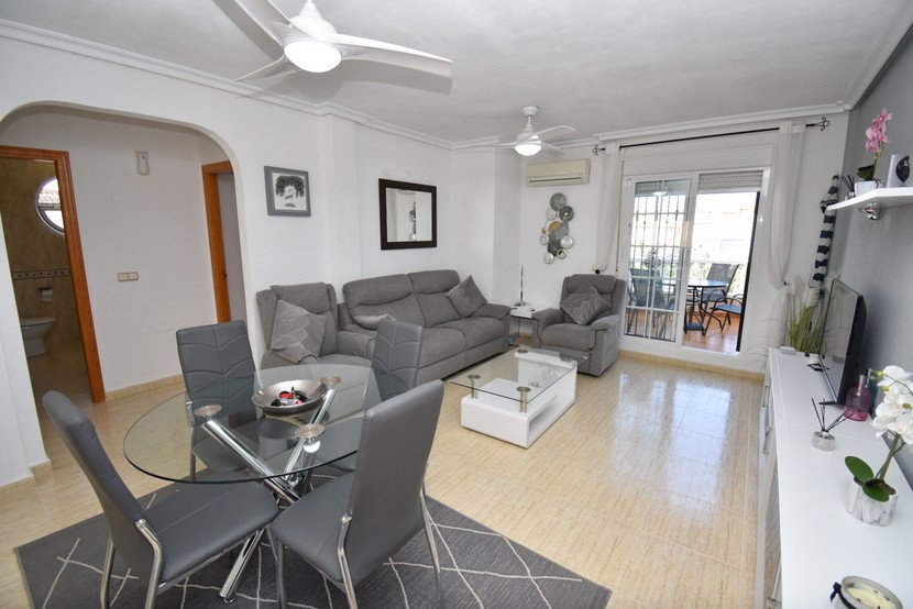 Apartamento de 2 dormitorios en Cabo Roig