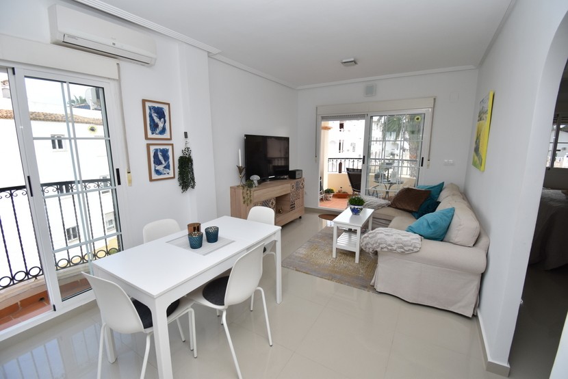 Appartement met 2 slaapkamers in Villamartin