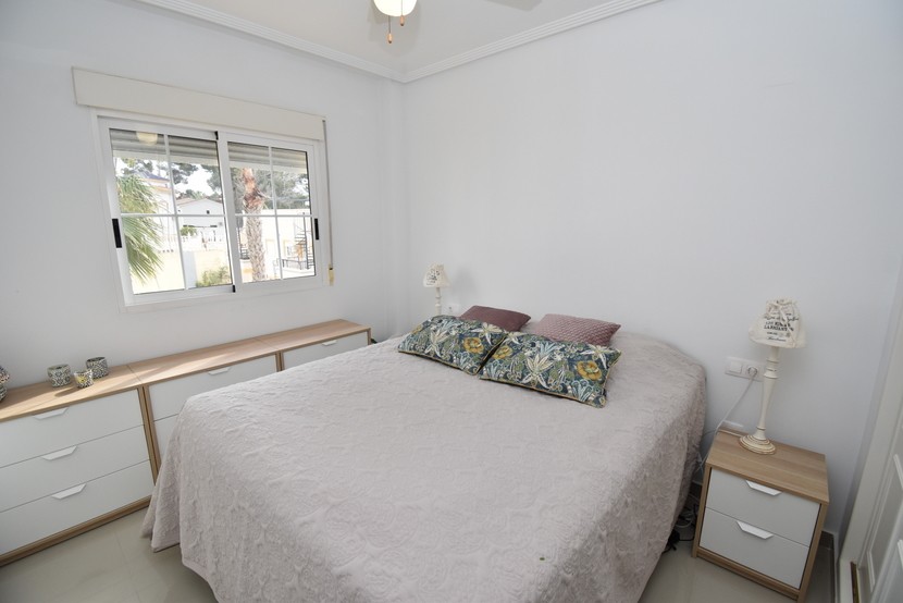 Appartement met 2 slaapkamers in Villamartin