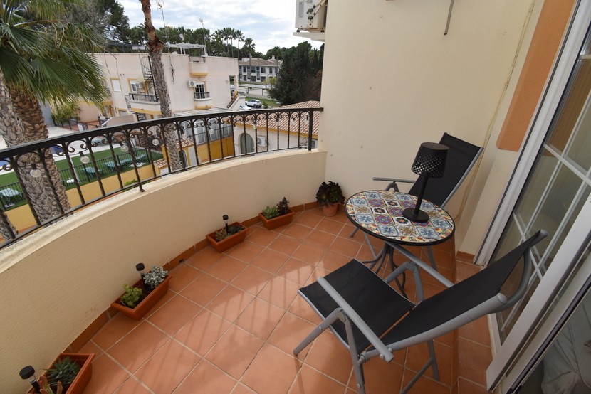 Appartement met 2 slaapkamers in Villamartin