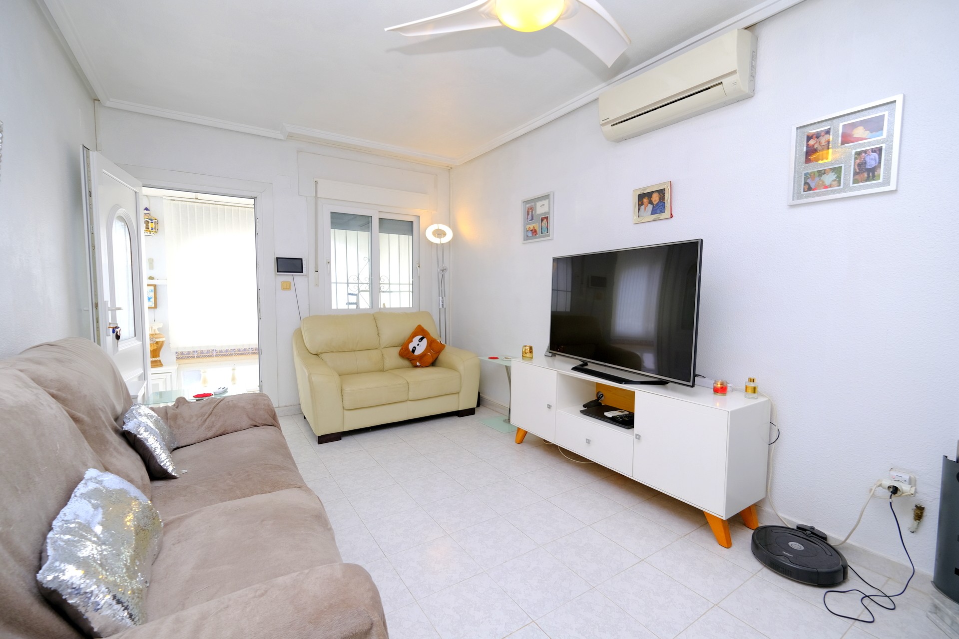 Villa de 3 dormitorios en San Miguel de Salinas