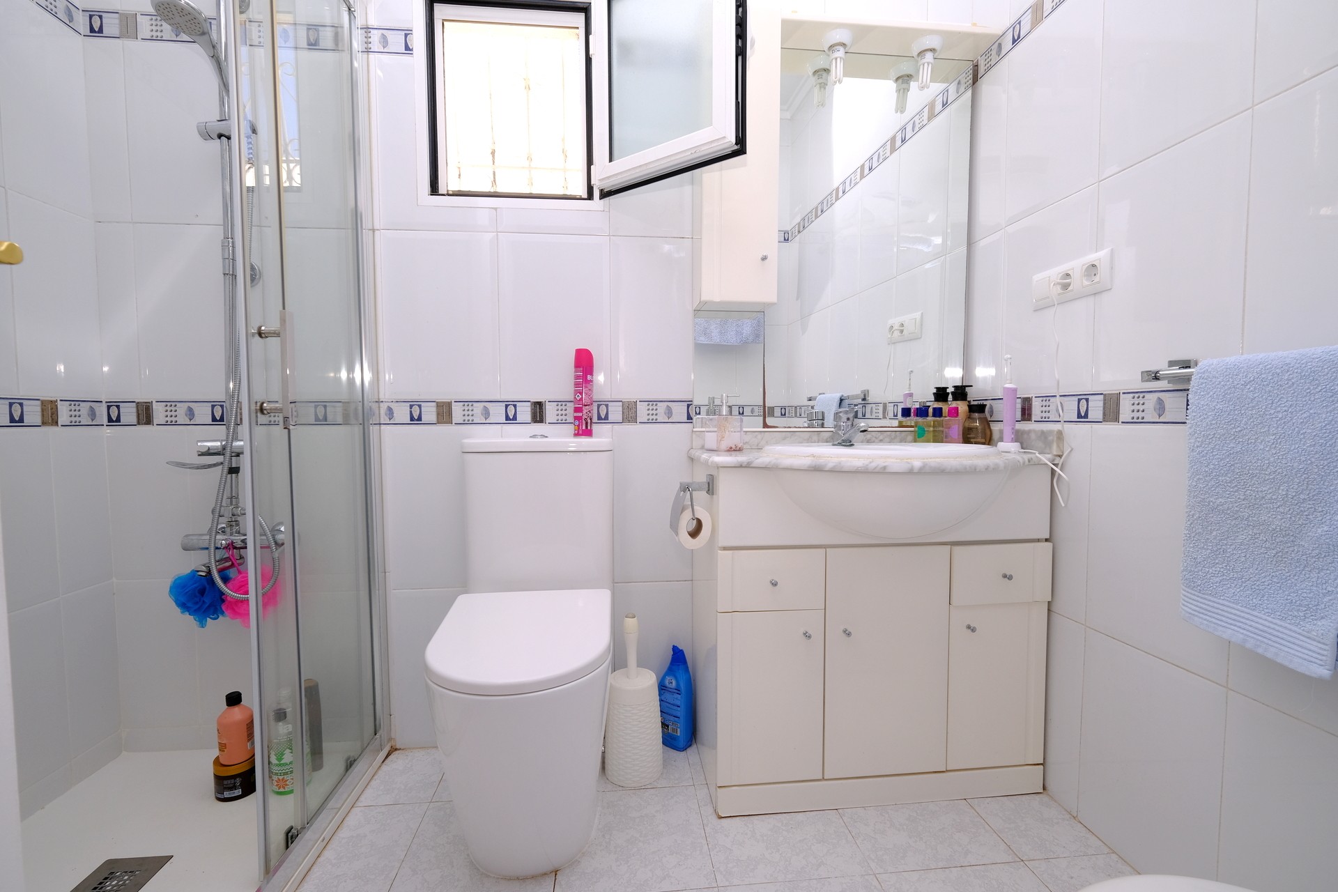 Villa de 3 dormitorios en San Miguel de Salinas