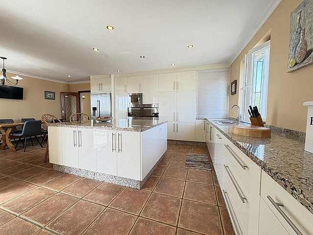 Willa z 4 sypialniami w Gea y Truyols