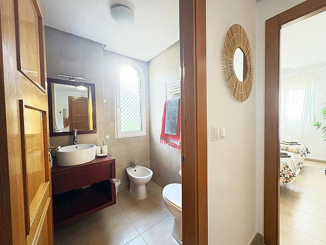 Apartament z 2 sypialniami w Roldan