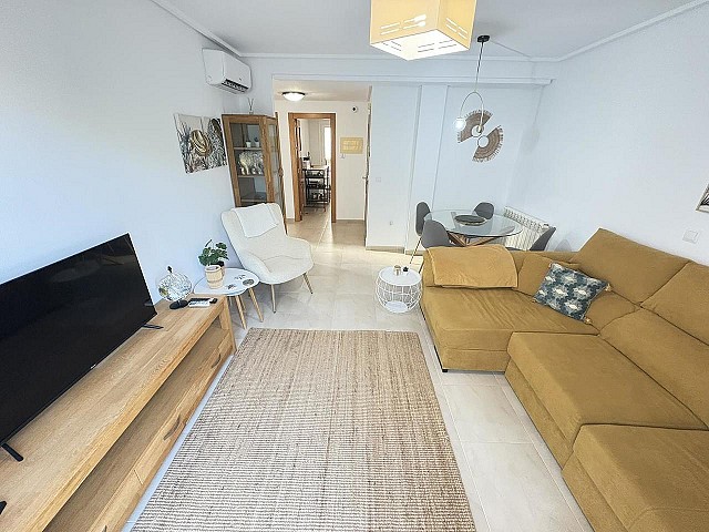 Apartament z 2 sypialniami w Roldan