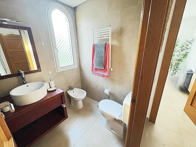 Apartament z 2 sypialniami w Roldan