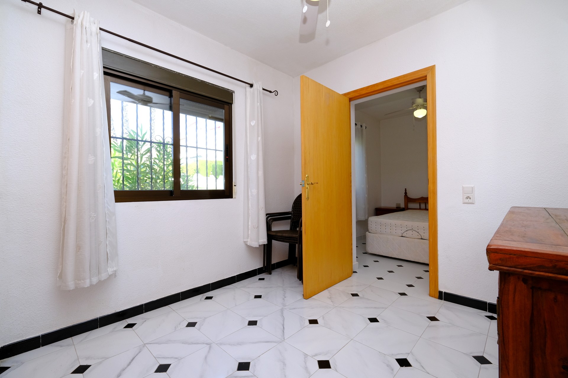 2-Schlafzimmer-Wohnung in Villamartin