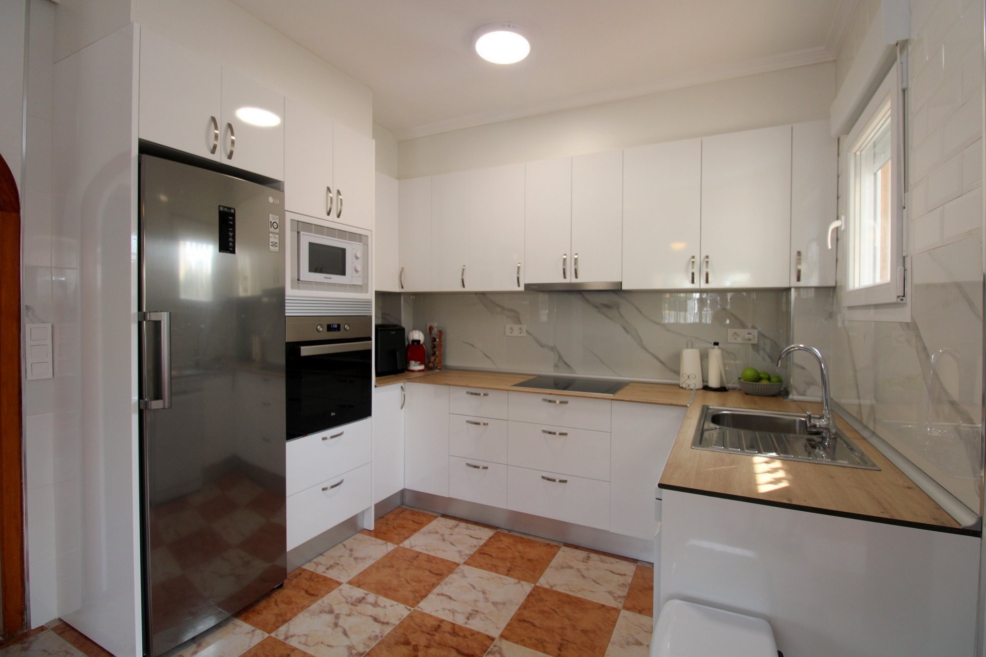 Stadthaus mit 2 Schlafzimmern in La Zenia