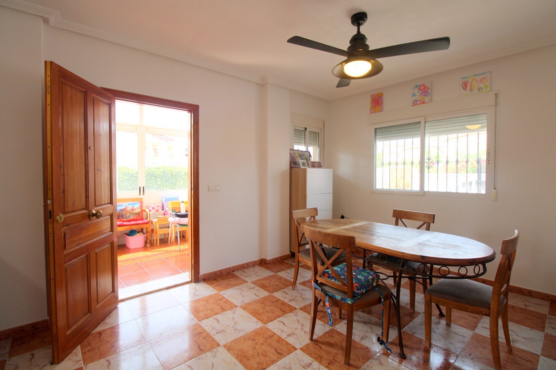 Stadthaus mit 2 Schlafzimmern in La Zenia