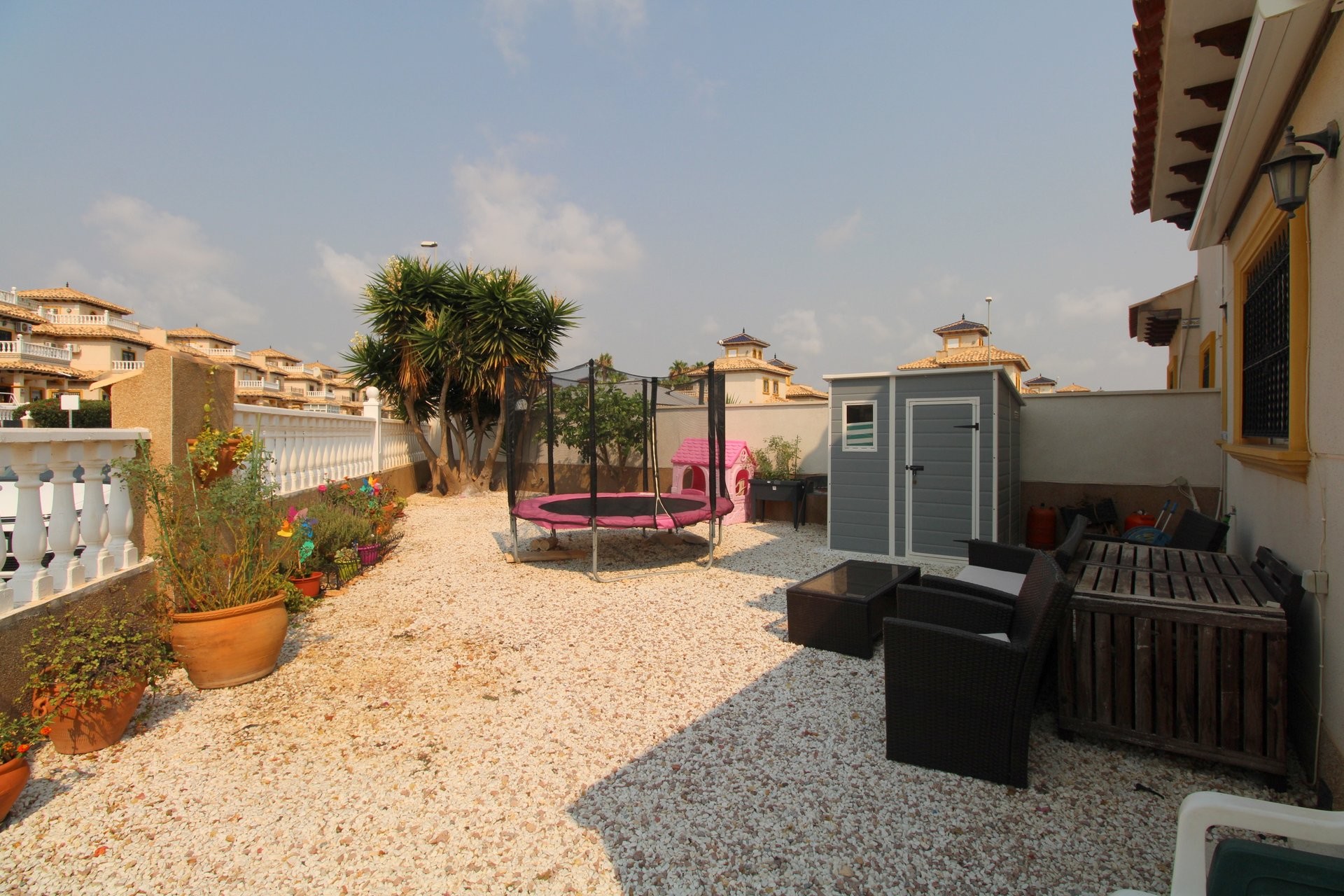 Stadthaus mit 2 Schlafzimmern in La Zenia