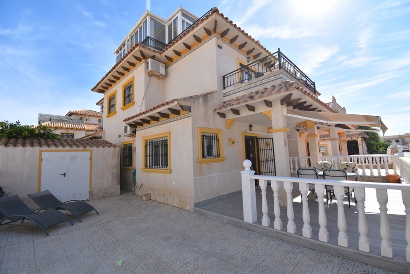 3 slaapkamer townhouse in Cabo Roig